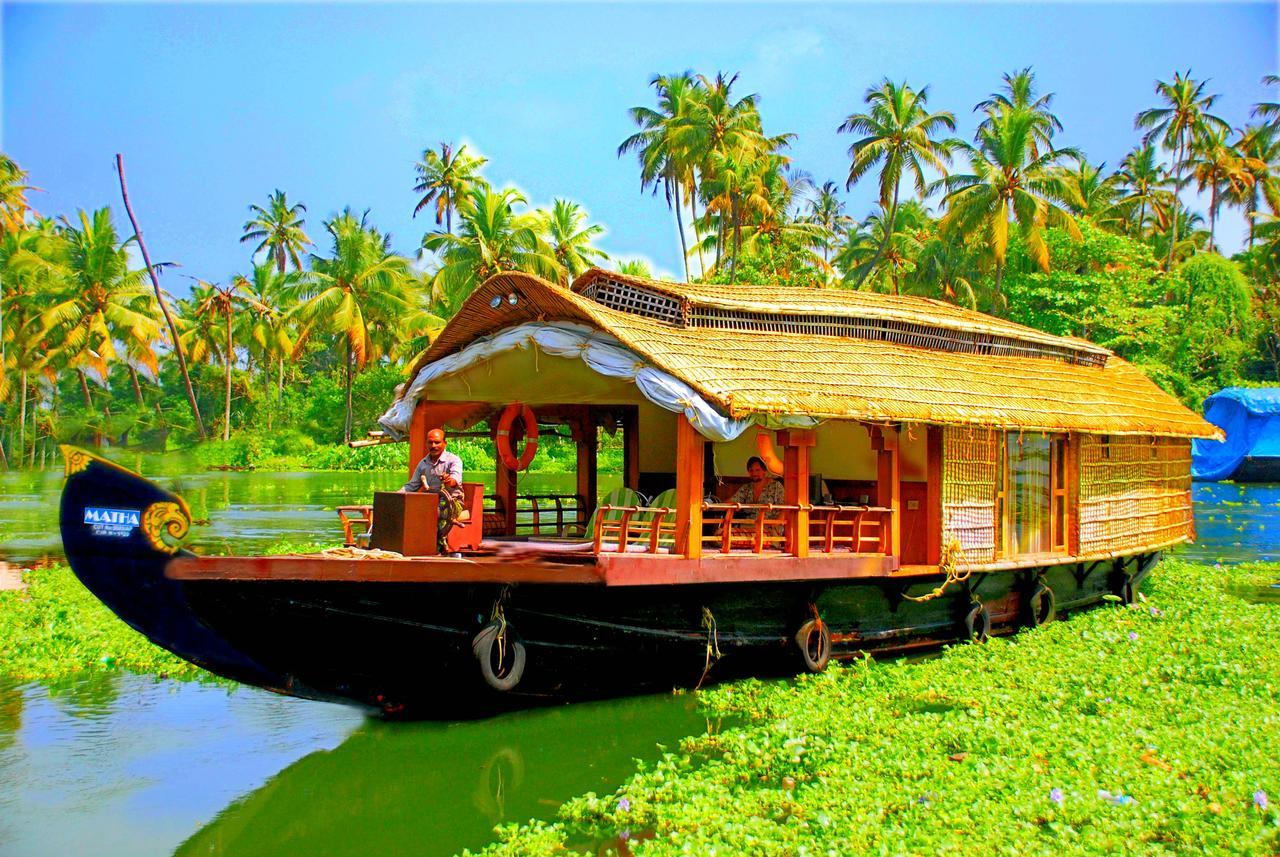 Chaandhni Lake View Hotel Alappuzha Eksteriør billede